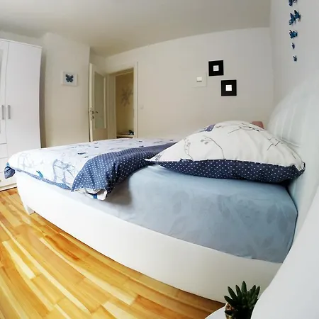 Tarhana Old Town Apartman *